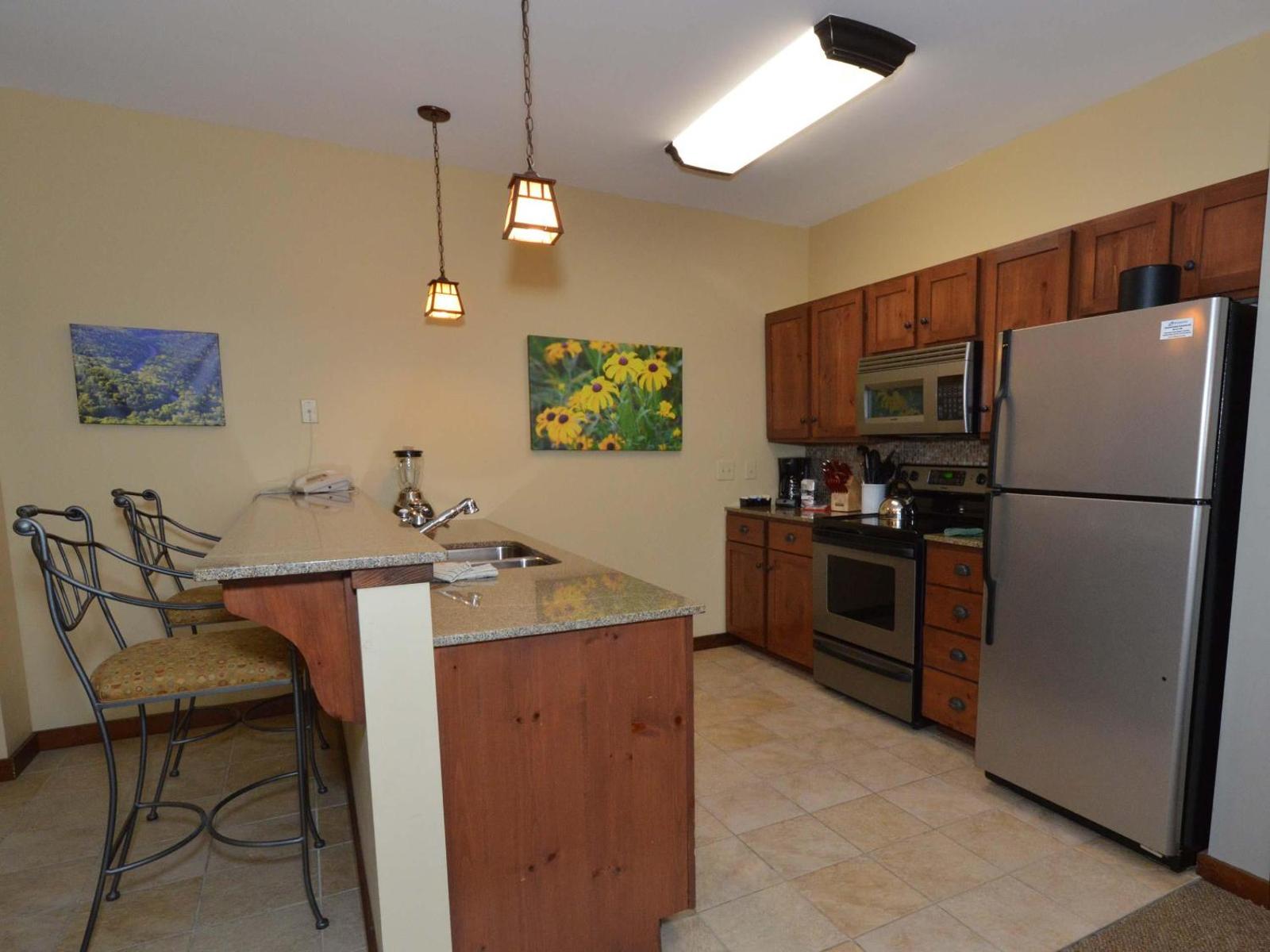 2 Br. Soaring Eagle 402 Main image 2